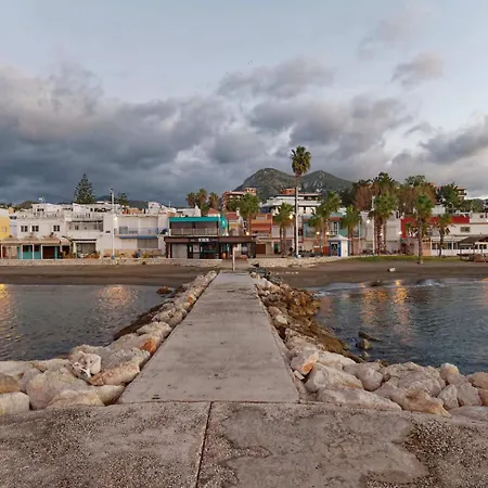 Arenas Del Piso En Playas Del Palo *
